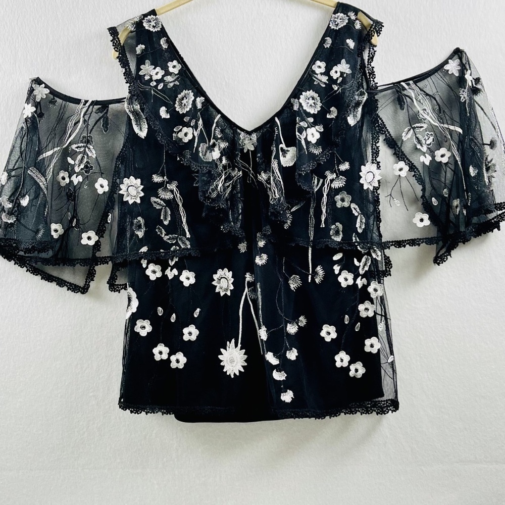 Kobi Halperin Black Lace Floral White Embroidered Cold Shoulder Size L